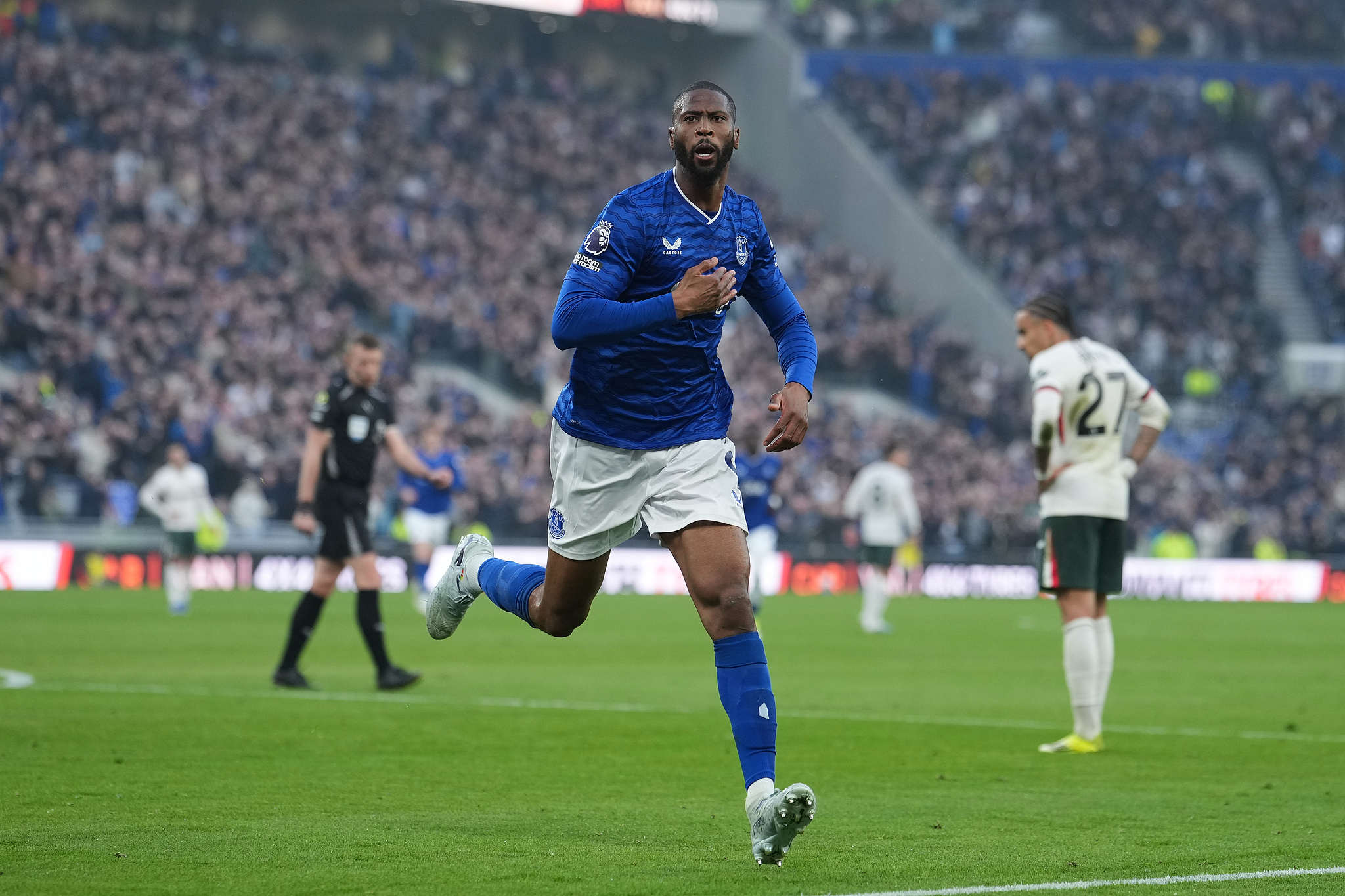 云开体育官网-英超：贝托2射1传 切尔西0-3埃弗顿各赛事4连败